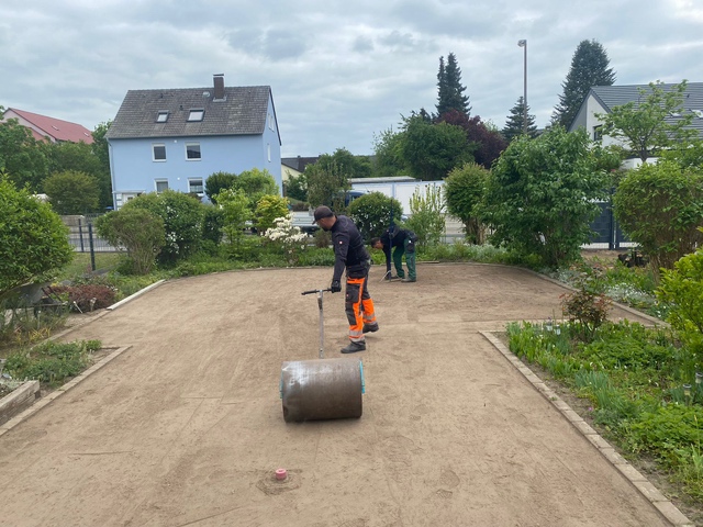 Fläche planiert und anschließend gewalzt Boden walzen